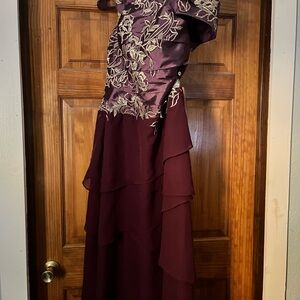 Elegant Purple Embroidered Evening Gown